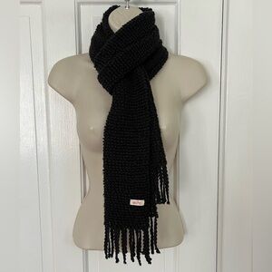 ECHO Anthropologie Black Popcorn Knit Fringe Scarf Boho Minimalist Contemporary